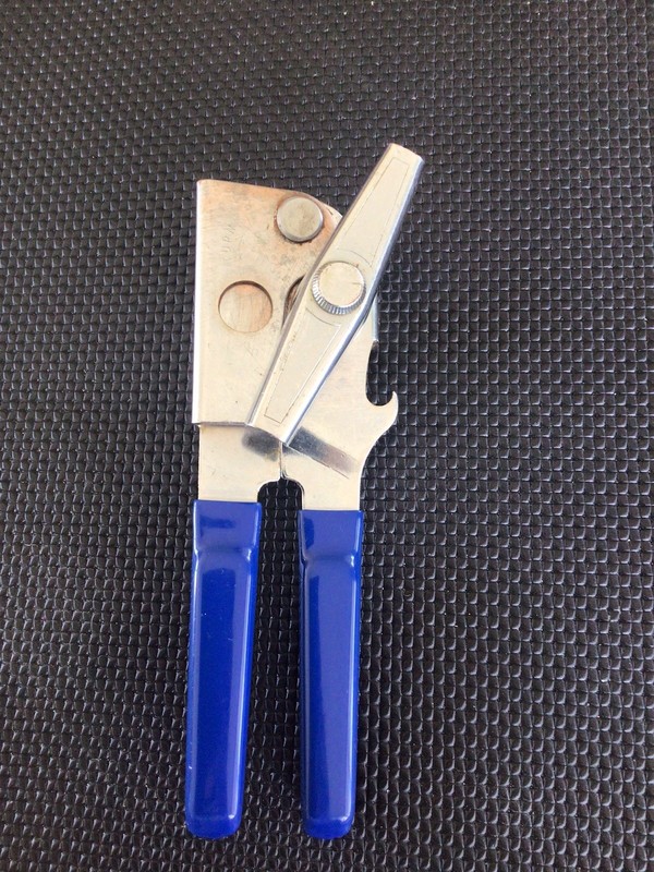 Swing-A-Way Can Opener