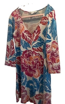 100% SILK Dianne Von Furstenberg V-Neck 3/4 Sleeve floral A-Line Dress.