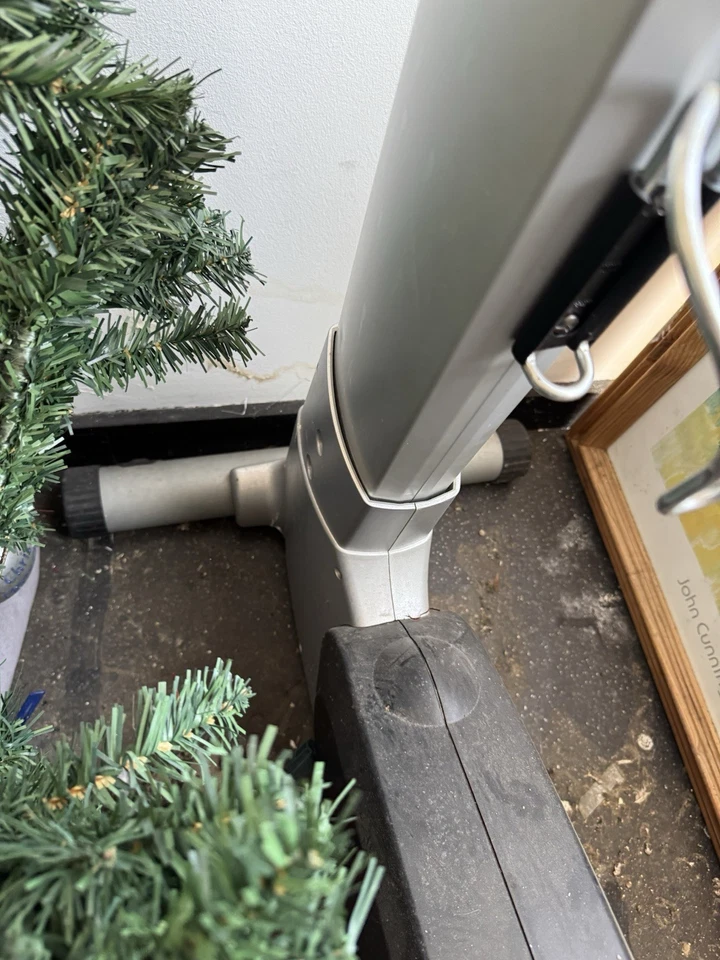 ULTIM8 fitness Excel Running Machine - Image 4 of 4