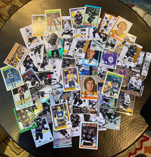 NATIONAL HOCKEY LEAGUE: LOS ANGELES KINGS LOT OF 500 CARDS VARIOUS YEARS