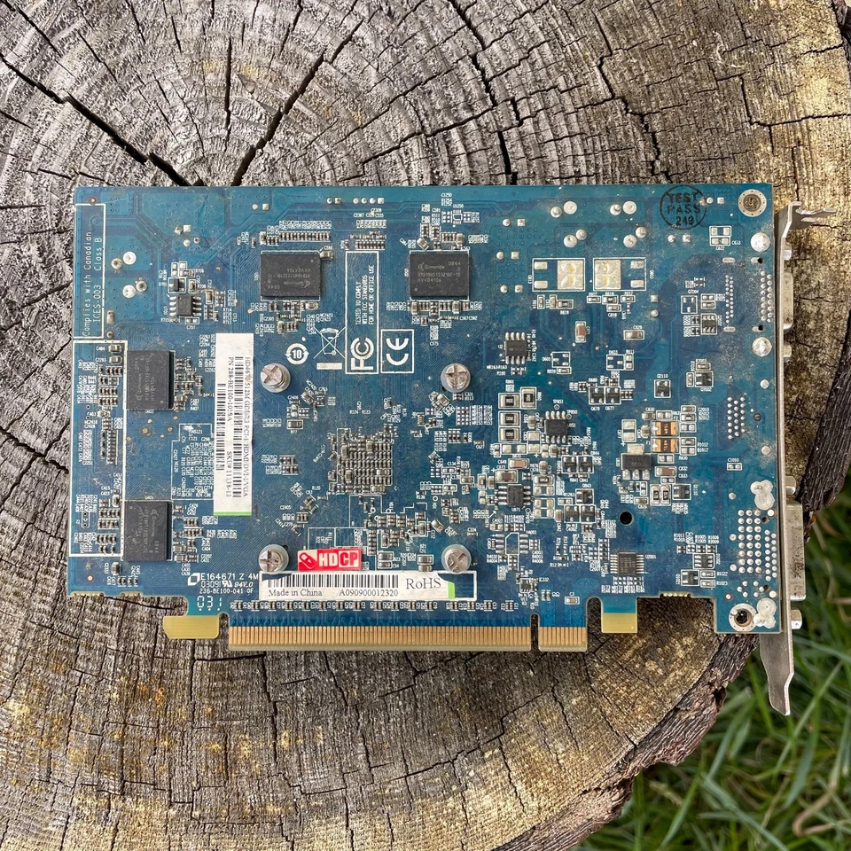 Sapphire ATI Radeon HD 4670 512 MB GDDR3 PCI-Express GPU Video Graphics Card - Image 4 of 4