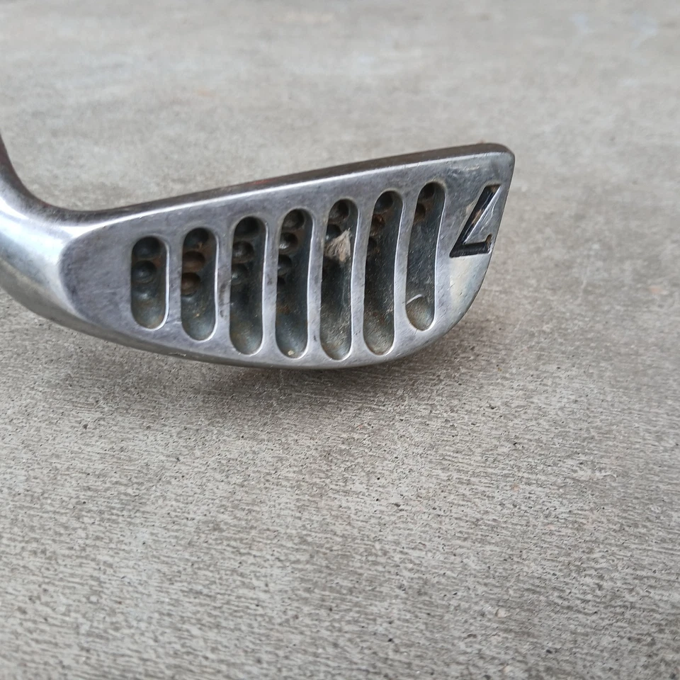 Simmons Great White Tiger Shark 7 Iron Steel Shaft 36.5" - Image 3 of 4