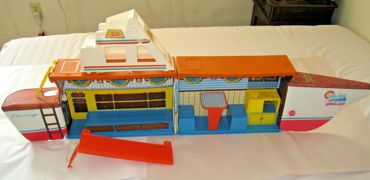 1970s Barbie's Dream Boat Mattel - Main Image