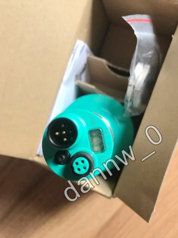 New In Box Pepperl+Fuchs P+F UC6000-30GM-IUR2-V15 Ultrasonic Sensor Free ship - Image 3 of 4