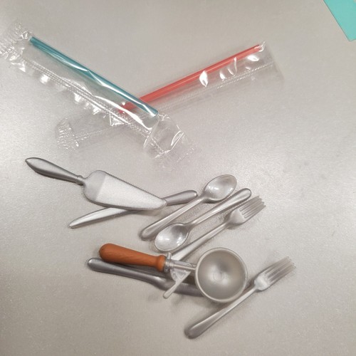 MS) LOL Surprise OMG House of Surprises Dollhouse Replacement Parts