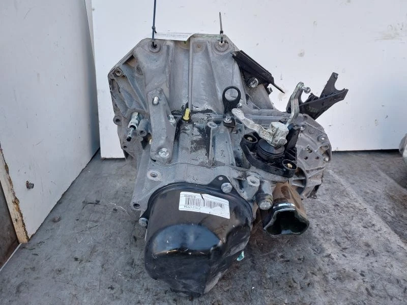 RENAULT CLIO III (B85-C85-S85) Boîte De Vitesse 5vitesses JR5124 1.5 DCI 8V MAN  - Photo 4/4