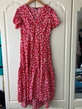 V-Neck Ditsy Floral Short Sleeve Tiered Midi Dress - Red/White