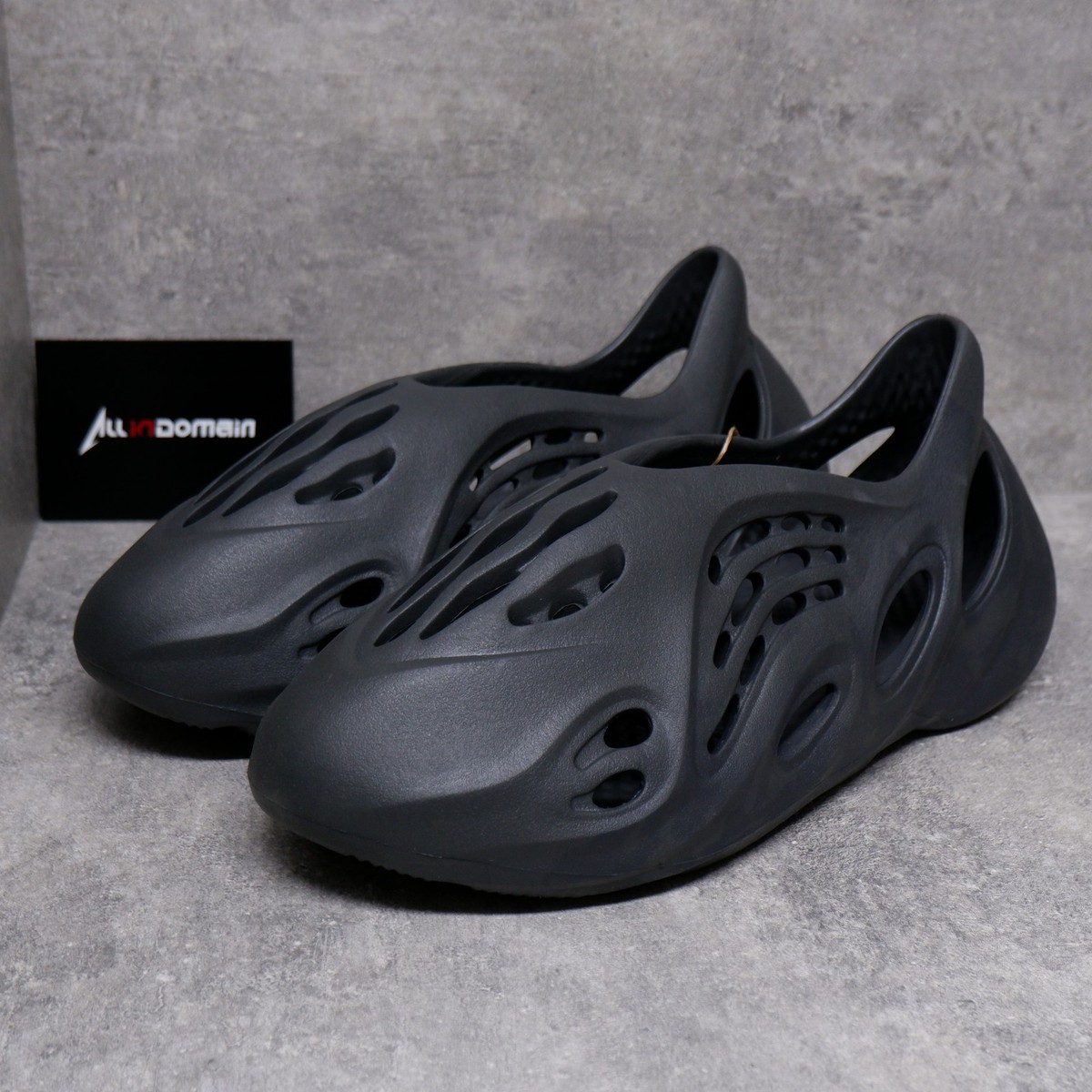 p*e様 Yeezy foam runner onyx 27.5 Yeezy Foam Runner Onyx HP8739 | eBay