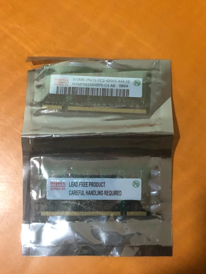 Lot of 2 Hynix HYMP564S64BP6-C4-AB SODIMM 512MB DDR2 533 PC2-4200 RAM Memory - Image 3 of 3