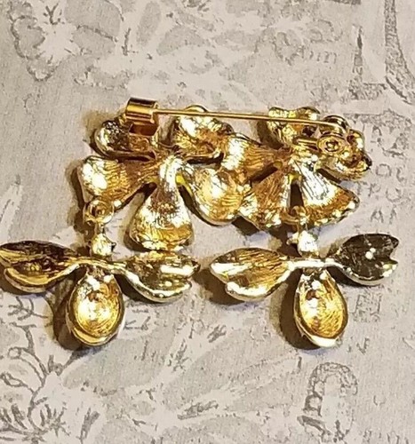 Betsey Johnson Sparkling Crystal Bees Daisy Flower Gold Brooch Pin Free Gift Bag - Picture 6 of 7