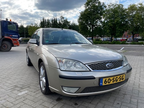 Ford Mondeo 1.8 16v - bouwjr 2006 - luxe reisauto - Afbeelding 2 van 22