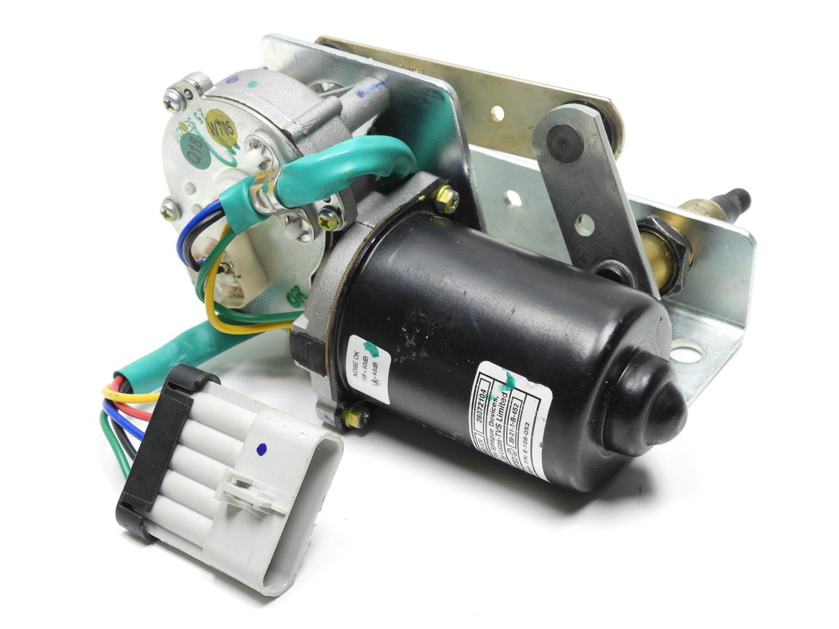 Sprague E-108-052 Wiper Motor 14SW60-12V 26072104 5-Pin Plug Sprague E-108-052 Wiper Motor 14SW60-12V 26072104 5-Pin Plug