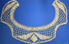 Antique Lace - Small Spindle Lace Collar - Ecru