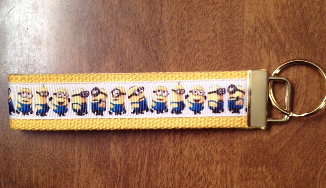 Minion Key Rack Minions wristlet key fob holder key chain zipper pull | eBay