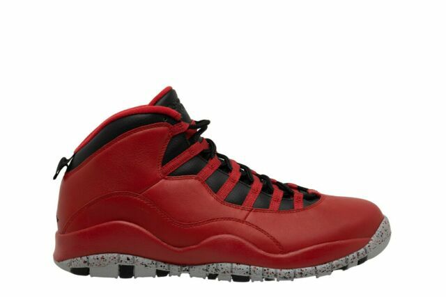 Size 10.5 - Jordan 10 Retro Bulls Over 