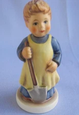 M I Hummel Goebel Porcelain Figurine GARDEN TREASURES Germany Mold 727