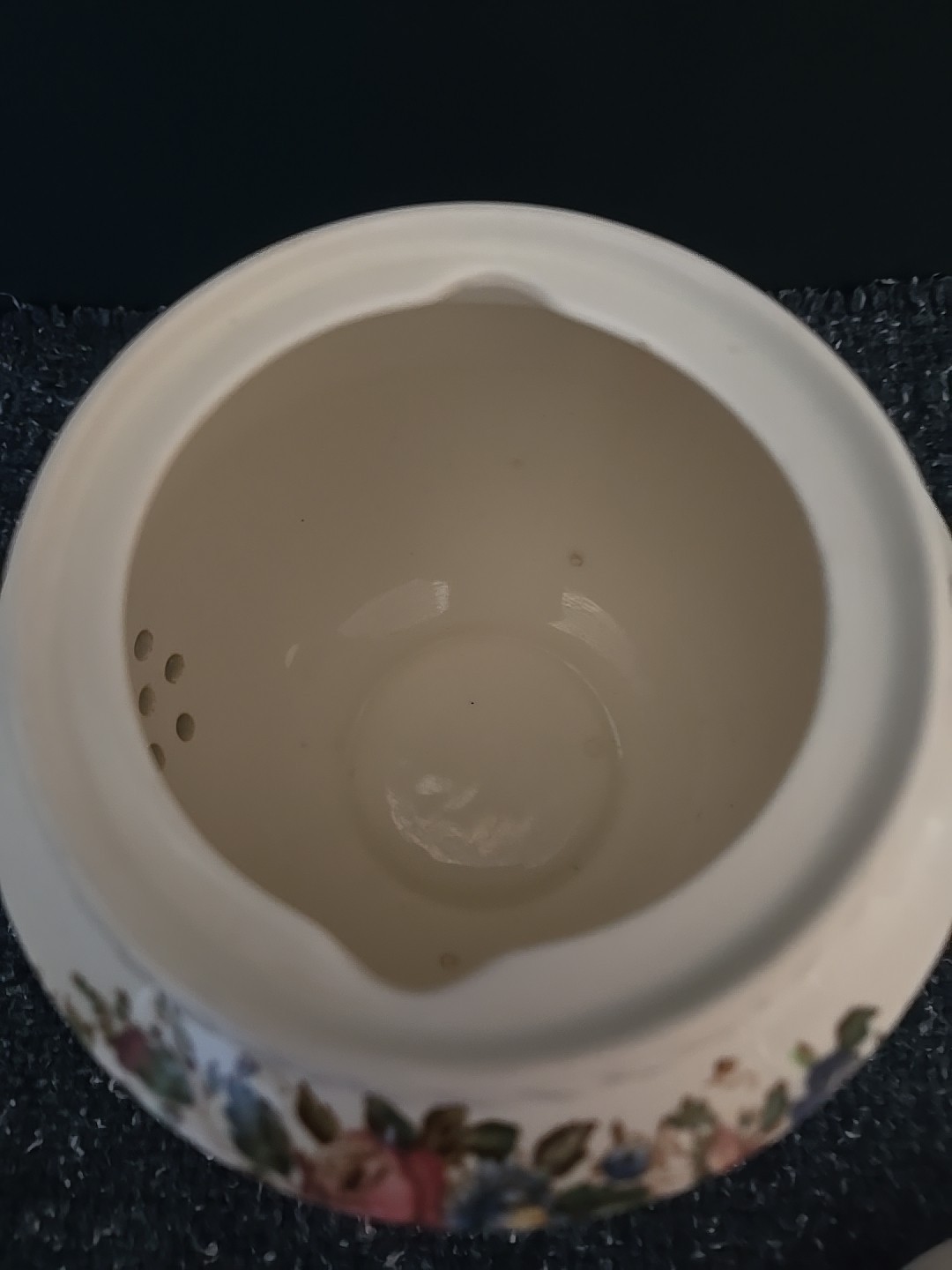 Vtg Wedgwood Of Etruria Edme England Teapot Off-White With Floral Design.  AS-IS thumbnail 9