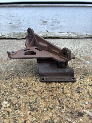 #ad 03 07 Ford F250 F350 6.0 Powerstroke Turbo Pedestal Mount OEM Used $50.00