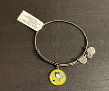 NWT Alex and Ani PITTSBURGH PENGUINS Passion Midnight Silver Bracelet