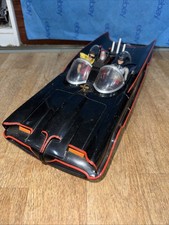 2007 HOT WHEELS 1/18 Scale 1966 TV Series Batmobile Die Cast With Figures