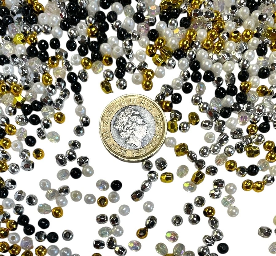 1000x Small 4mm to 5mm Silver, Gold, White, Black Acrylic Spacer Beads - Image 3 of 3