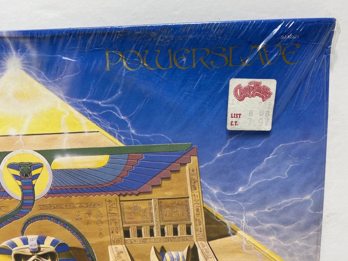 美品　IRON MAIDEN POWERSLAVE レコード　国内盤　帯付 美品 IRON MAIDEN POWERSLAVE レコード 国内盤 帯付