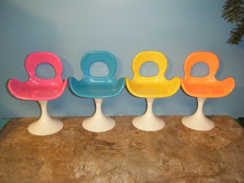 BARBIE & KEN 4 POP LIFE CHAIRS LIMITED EDITION
