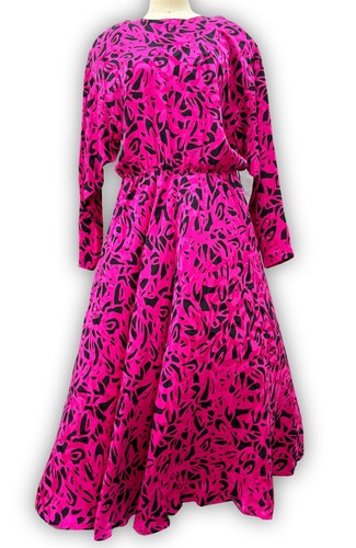 VTG 80's Fit and Flare Dress in Pink and Black 100% Silk  w/ Shoulder Pads - Picture 1 of 6