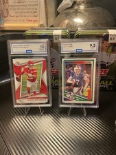 Football Graded Cards Patrick Mahomes/Josh Allen (Mahomes Gem Mint 10/Allen 9.5)