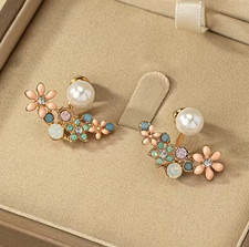 Women Elegant Crystal Rhinestone Ear Stud Daisy Flower Earrings Fashion Jewelry