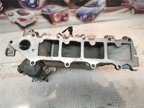 04l129766h colector admisión para AUDI A3 (8V1)(03.2012->) 2012 90478 - Picture 2 of 7