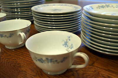 Vintage YAMAKA CHINA NANCY 548 JAPAN 38 Piece China Set w/ Silver