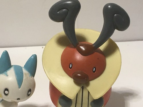 Jakks Pacific Nintendo Pokemon Pachirisu & Kricketot Figure Lot 3" 2007 - Picture 3 of 7