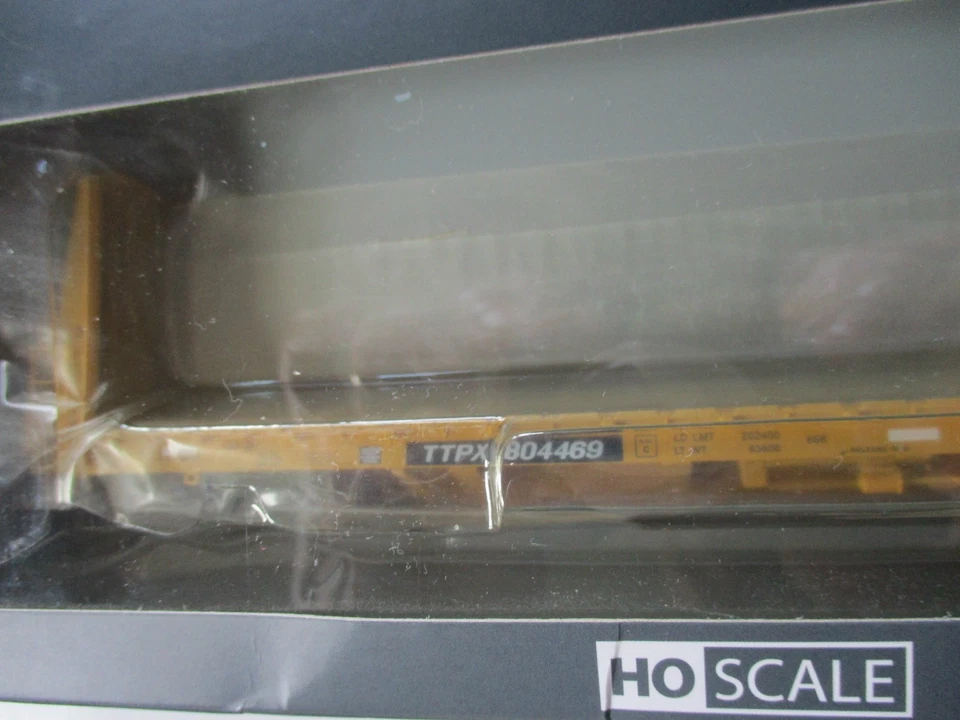 NEW HO EXACTRAIL TTX / TTPX BULKHEAD FLAT CAR " As-Delivered " Road No. 804469 - Image 3 of 3