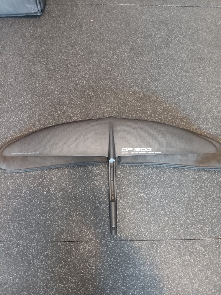 F4 Foils GP 1200 Front Wing and GP Fuselage / Mast Connection
