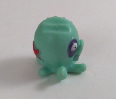 Zomlings Series 1 Wacky Waters #18 Octozom Blue Variant Mini