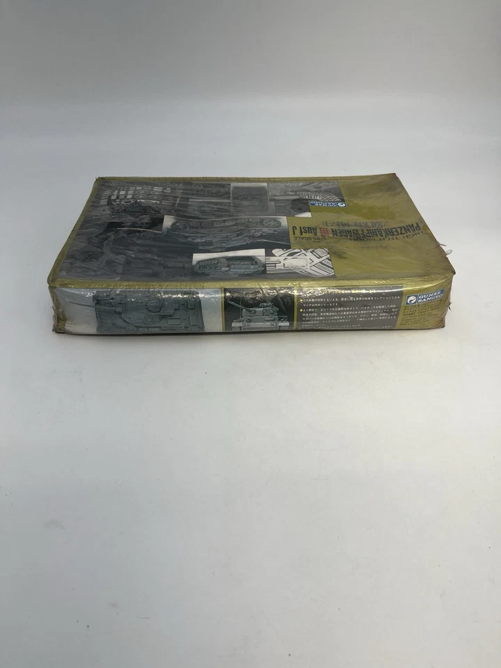 Gunze 1/35 PANZERKAMPFWAGEN III Aust J (Sd Kfz 141/1) Hi-Tech Model SEALED NEW - Image 4 of 4