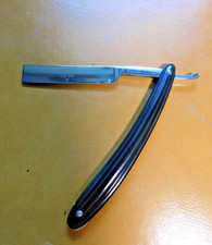Vintage Simmons HDWE CO. Keen Kutter No K 1150 Straight Razor.  U.S.A.