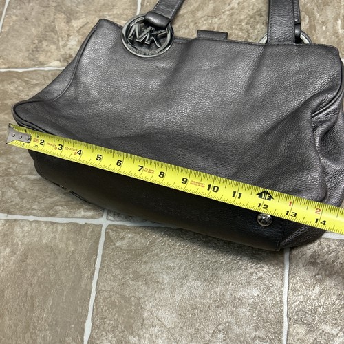 Michael Kors Fulton Large Gray/SilverPebbled Leather Hobo Shoulder Tote MK Medal - Afbeelding 12 van 16