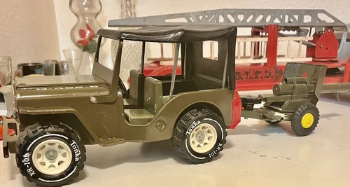 Tonka U.S. Army Jeep G-452-8 with Tin Cannon - Picture 3 of 7
