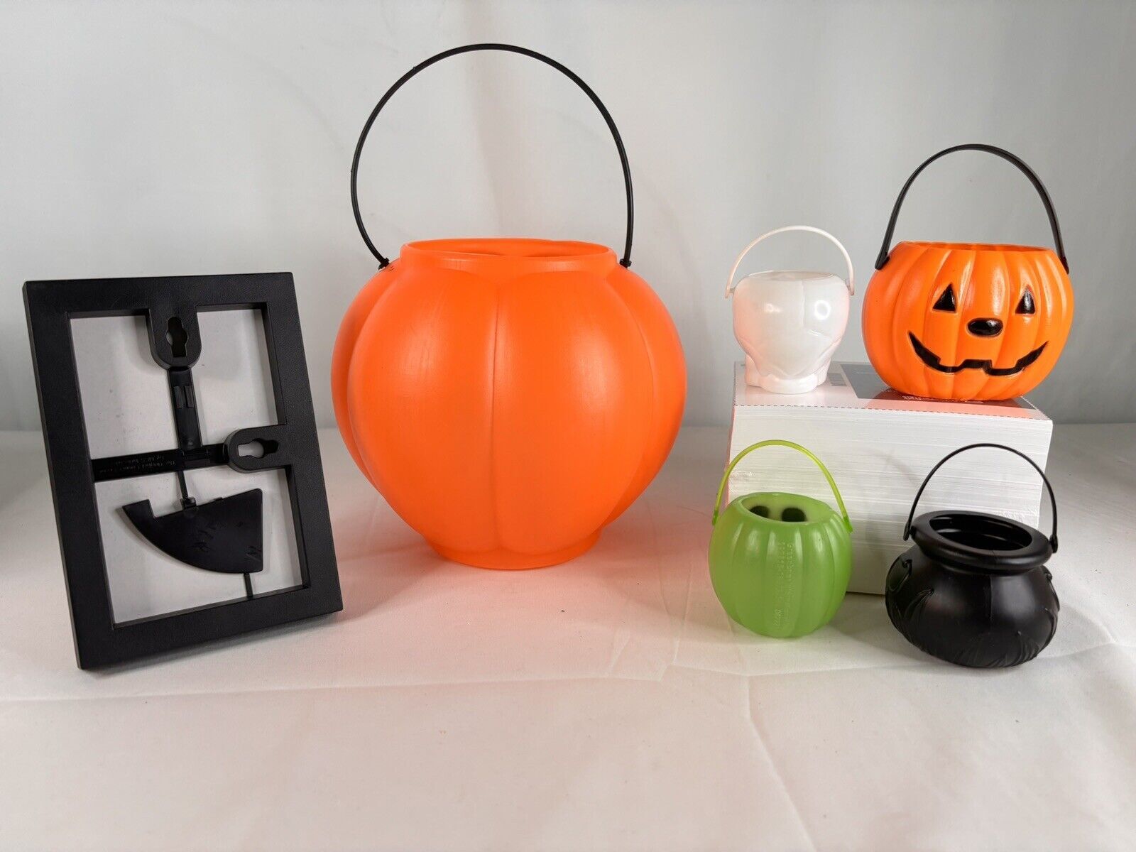 Halloween Alien Treat Bucket Collection 4 Mini Pails Framed Vintage Treat Bag