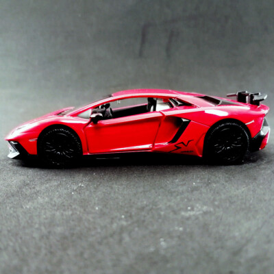 Lamborghini Aventador SV Coupe Die-Cast Model Toy Car RMZ City 1