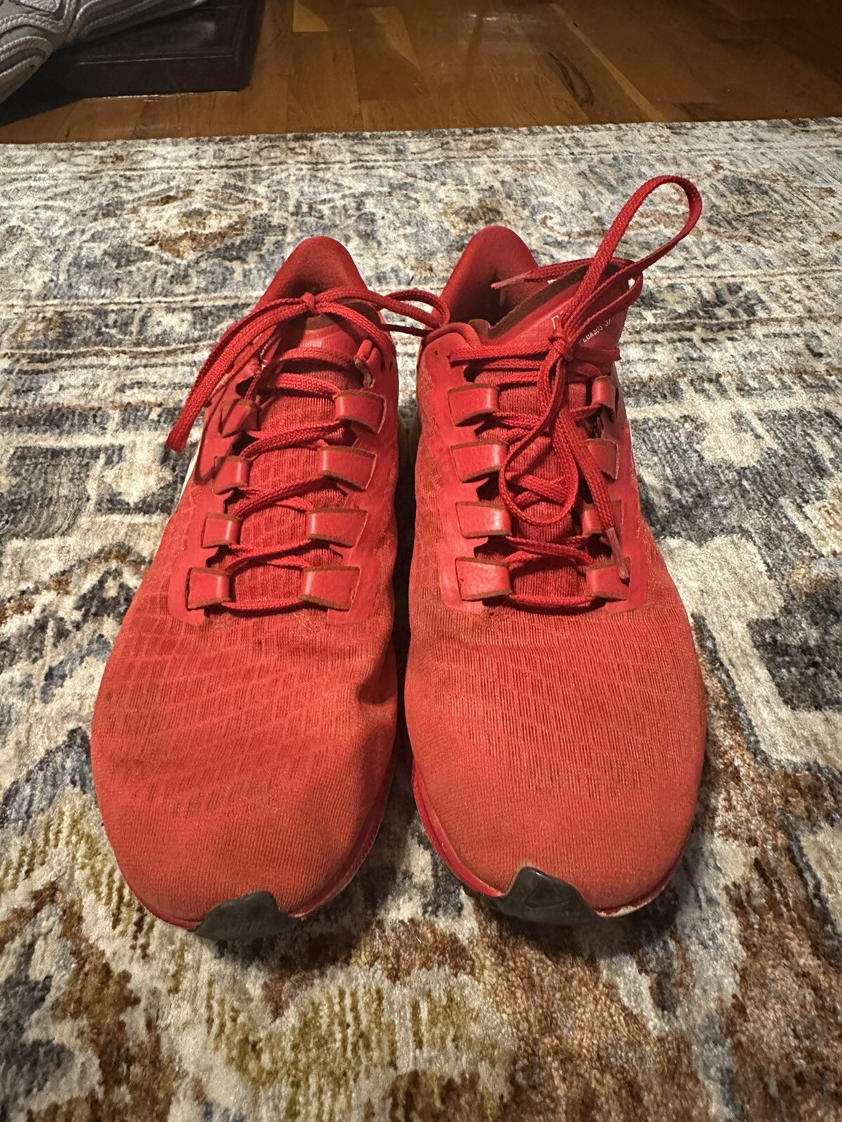 Mens Nike Tennis Shoes Size 12.5 Gem