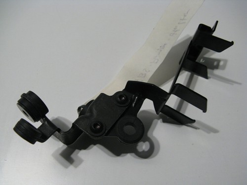 ABS-Pumpen-Halter Pumpe Druckmodulator Ducati Monster 1200, M6, 2014-