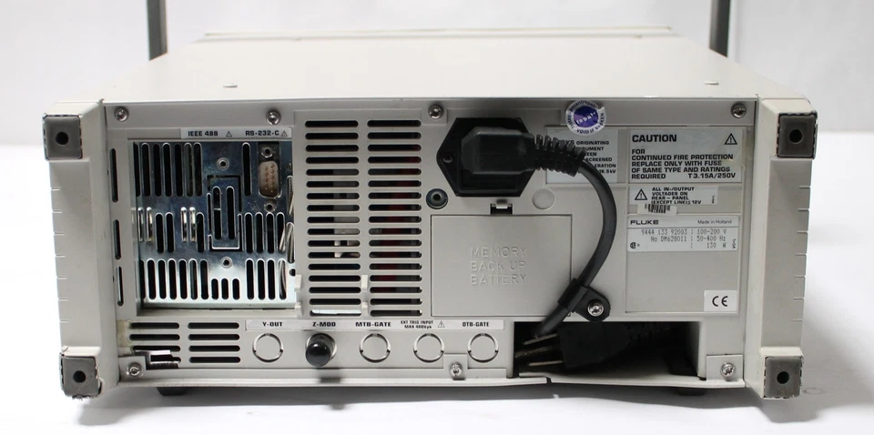 Fluke PM3392A 4CH Digital / Analog Storage Oscilloscope 200 MHz 200MS/s - Image 3 of 4