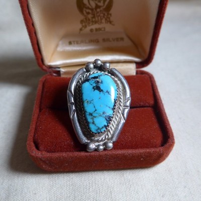 Old Pawn CHUNKY Navajo Sterling Silver And Turquoise Shield Ring Sz 7