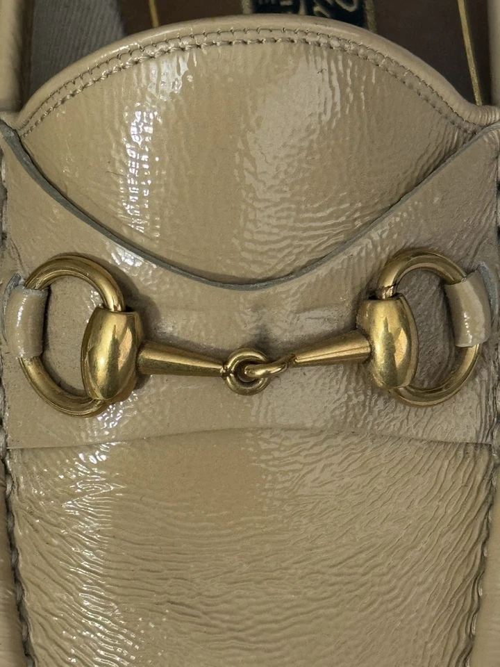 Authentic Gucci Beige Patent Leather Mens Loafer US 7 - Image 3 of 4