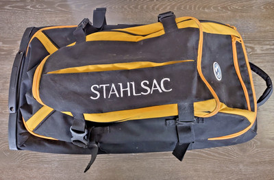 Stahlsac Curacao Clipper Rolling Dive Bag Black/Yellow Scuba Travel Nice Luggage