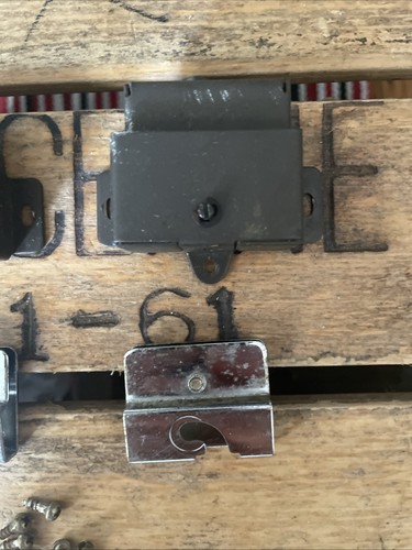 Kenwood Kd-2033 Plattenspieler Staubschutz Scharniere für Teile mit Madenschraube Original-Zubehör-Hersteller Japan - Bild 3 von 11