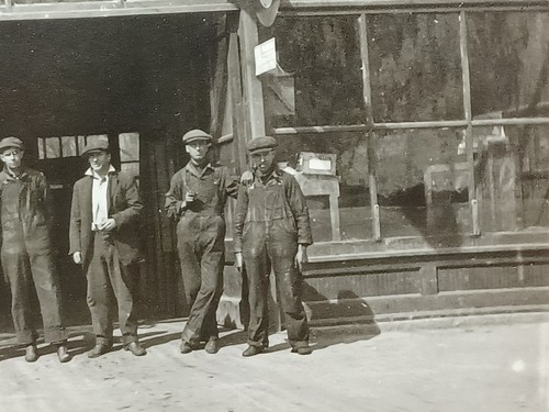 Antique Snapshot Greeley Automobile Garage Mechanic Repair Shop 1920s RRP 280 - Picture 3 of 5